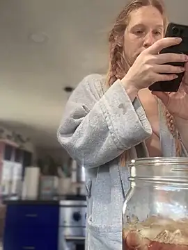 Snapshot of GoldenFlameGoddess chatting on 22, 2, 2025 GoldenFlameGoddess online show from 22, 2, 2025