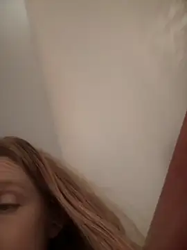 Snapshot of GoldenFlameGoddess chatting on 23, 2, 2025 GoldenFlameGoddess online show from 23, 2, 2025