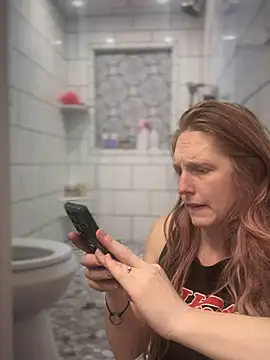 Snapshot of GoldenFlameGoddess chatting on 25, 2, 2025 GoldenFlameGoddess online show from 25, 2, 2025