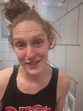 Snapshot of GoldenFlameGoddess chatting on 25, 2, 2025 GoldenFlameGoddess online show from 25, 2, 2025