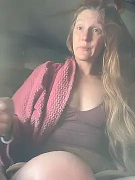 Snapshot of GoldenFlameGoddess chatting on 7, 3, 2025 GoldenFlameGoddess online show from 7, 3, 2025