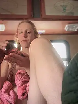 Snapshot of GoldenFlameGoddess chatting on 14, 3, 2025 GoldenFlameGoddess online show from 14, 3, 2025