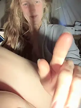 Snapshot of GoldenFlameGoddess chatting on 16, 10, 2025 GoldenFlameGoddess online show from 16, 10, 2025