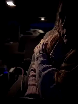 GoldenFlameGoddess online show from 15, 12, 2025