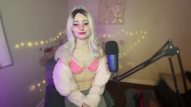 Snapshot of Starr1123 chatting on 3, 12, 2025 Starr1123 online show from 3, 12, 2025