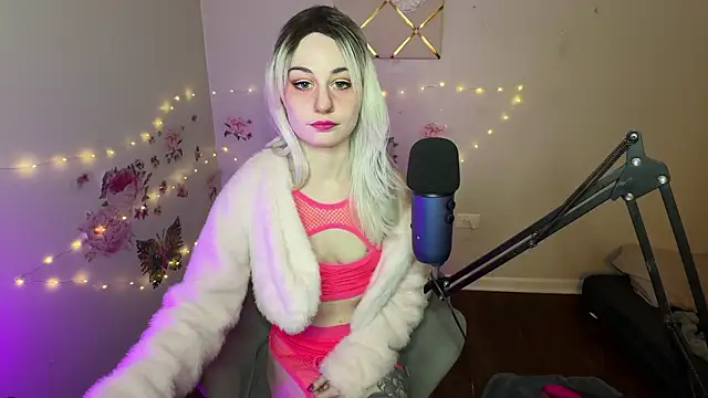 Starr1123 online show from 6, 2, 2026