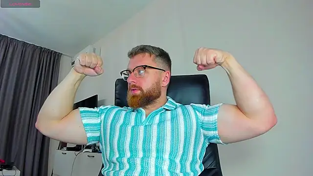 Findom guy online show from 24, 3, 2026