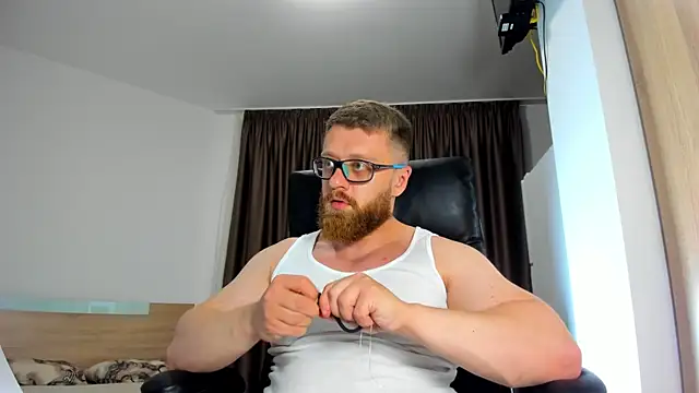 Findom guy online show from 4, 6, 2026
