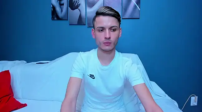 Snapshot of andboyfor6 chatting on 18, 2, 2025 andboyfor6 online show from 18, 2, 2025