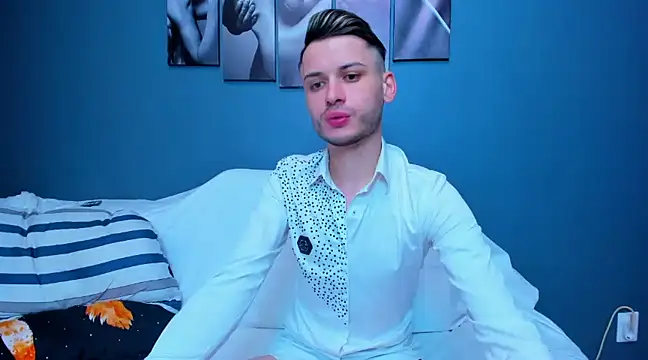 Snapshot of andboyfor6 chatting on 20, 2, 2025 andboyfor6 online show from 20, 2, 2025