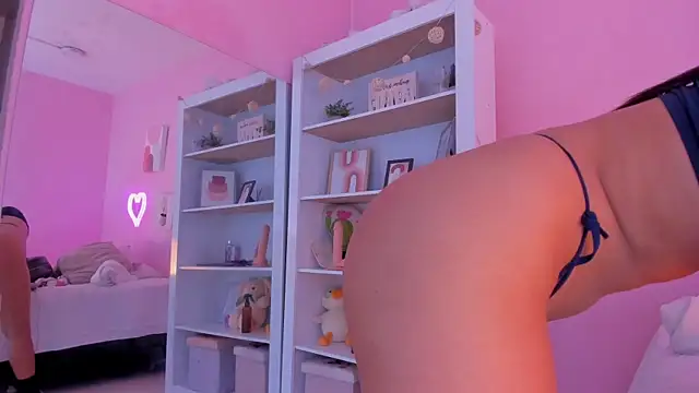 Sophiietaylor online show from 20, 3, 2025