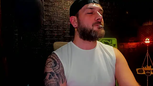 LexXHardy online show from 1, 2, 2025