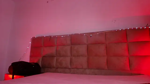  sex mia online show from 8, 11, 2025