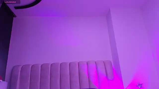  sex mia online show from 8, 1, 2026