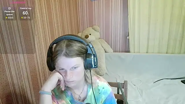 Snapshot of Kathlyn__Heath chatting on 6, 7, 2026 Kathlyn Heath online show from 6, 7, 2026
