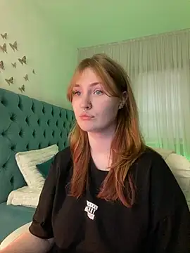  Chlo  e online show from 6, 3, 2025