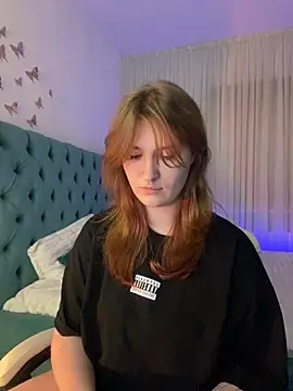  Chlo  e online show from 14, 3, 2025