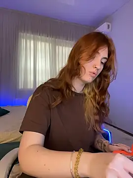  Chlo  e online show from 14, 11, 2025