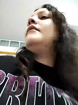 Mia Hampton online show from 12, 2, 2026