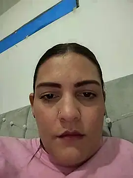 Mia Hampton online show from 3, 6, 2026