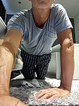 DarrenSullivanSlut online show from 24, 1, 2025