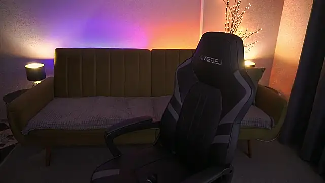 Snapshot of JeysyPotter chatting on 9, 10, 2025 JeysyPotter online show from 9, 10, 2025