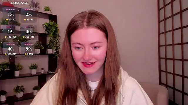 Snapshot of KateCuddle chatting on 28, 4, 2026 KateCuddle online show from 28, 4, 2026