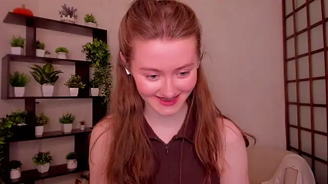 Snapshot of KateCuddle chatting on 29, 4, 2026 KateCuddle online show from 29, 4, 2026