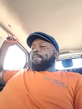 Snapshot of TYGER999 chatting on 9, 2, 2025 TYGER999 online show from 9, 2, 2025