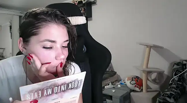 Snapshot of delightful_sofi chatting on 29, 12, 2024 delightful sofi online show from 29, 12, 2024