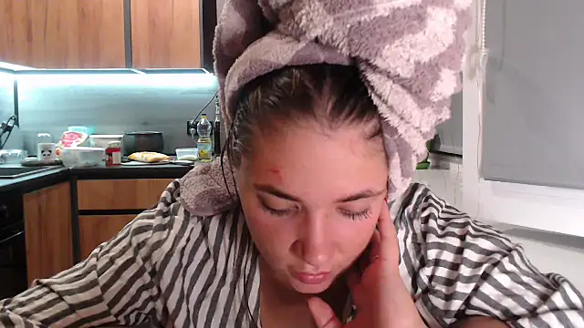 Snapshot of delightful_sofi chatting on 19, 9, 2025 delightful sofi online show from 19, 9, 2025