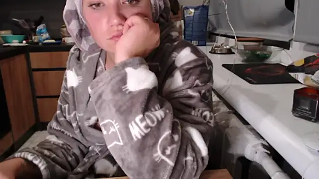 Snapshot of delightful_sofi chatting on 30, 10, 2025 delightful sofi online show from 30, 10, 2025