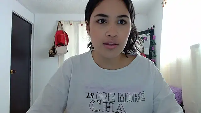 Snapshot of InocentHeaven1 chatting on 27, 12, 2024 InocentHeaven1 online show from 27, 12, 2024