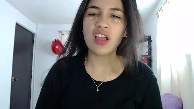 Snapshot of InocentHeaven1 chatting on 4, 2, 2025 InocentHeaven1 online show from 4, 2, 2025