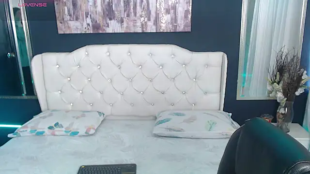 Snapshot of LiaVillalobos chatting on 22, 9, 2025 LiaVillalobos online show from 22, 9, 2025