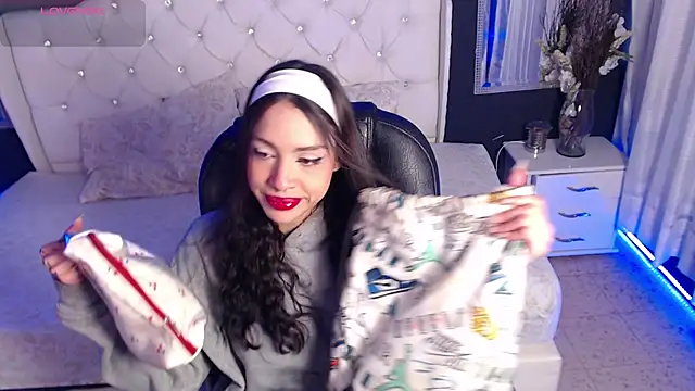 Snapshot of LiaVillalobos chatting on 26, 9, 2025 LiaVillalobos online show from 26, 9, 2025