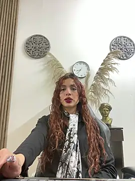 LiaVillalobos online show from 21, 4, 2026