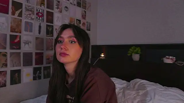 Snapshot of itssophiie chatting on 12, 9, 2025 itssophiie online show from 12, 9, 2025