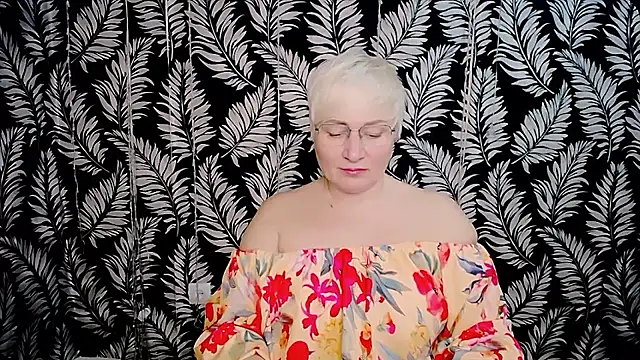 Olivia playful online show from 9, 4, 2026