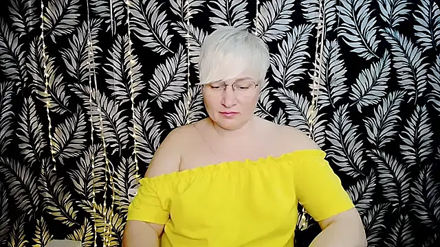 Olivia playful online show from 25, 5, 2026