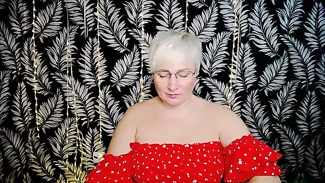 Olivia playful online show from 24, 7, 2026