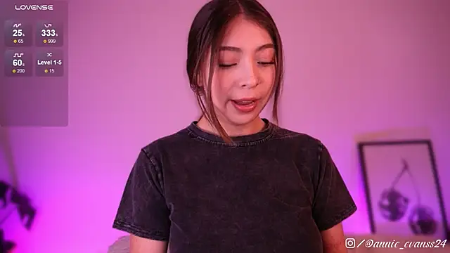 Snapshot of annie24_evans chatting on 27, 2, 2025 annie24 evans online show from 27, 2, 2025