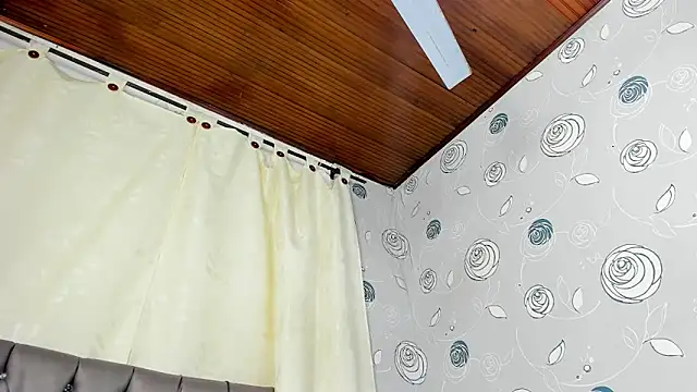 luna evaa online show from 24, 1, 2025