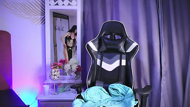 Snapshot of dianebleu chatting on 22, 1, 2025 dianebleu online show from 22, 1, 2025