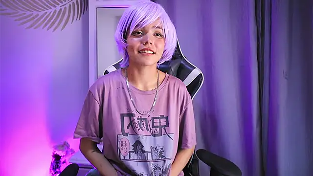 Snapshot of dianebleu chatting on 7, 2, 2025 dianebleu online show from 7, 2, 2025