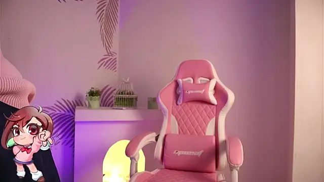 Snapshot of dianebleu chatting on 7, 10, 2025 dianebleu online show from 7, 10, 2025