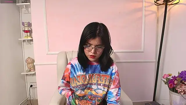 Snapshot of dianebleu chatting on 29, 11, 2025 dianebleu online show from 29, 11, 2025