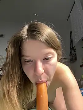 kimczii online show from 16, 4, 2026