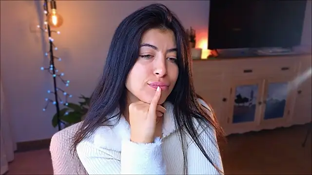 anabelcurvy online show from 9, 12, 2024