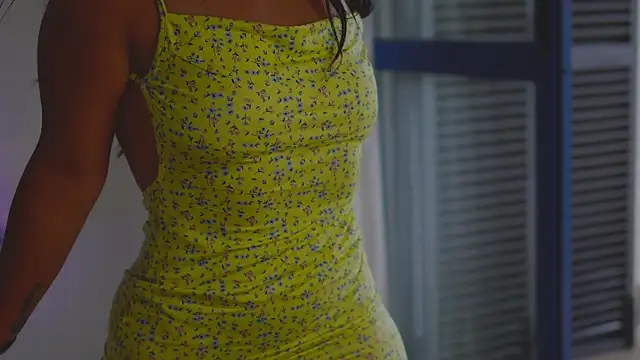 anabelcurvy online show from 7, 10, 2025